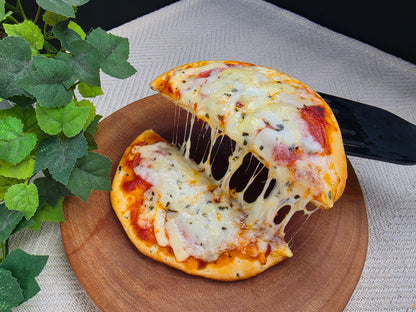 チーズたっぷりマルゲリータ風ピザ（焼き上げ後）